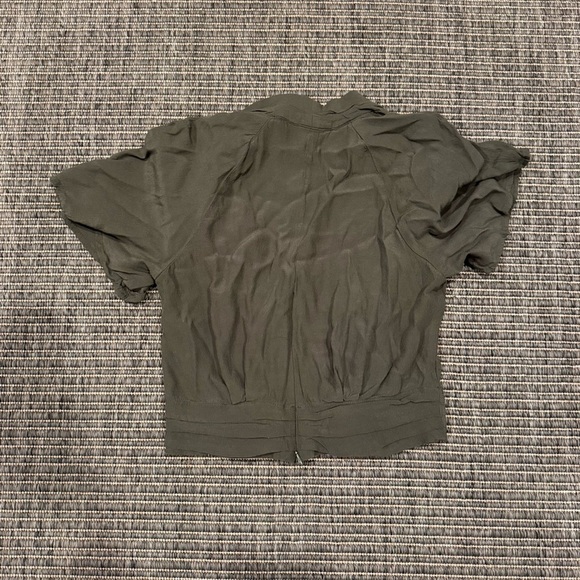 Express Olive Green Crop Top - Picture 2 of 4